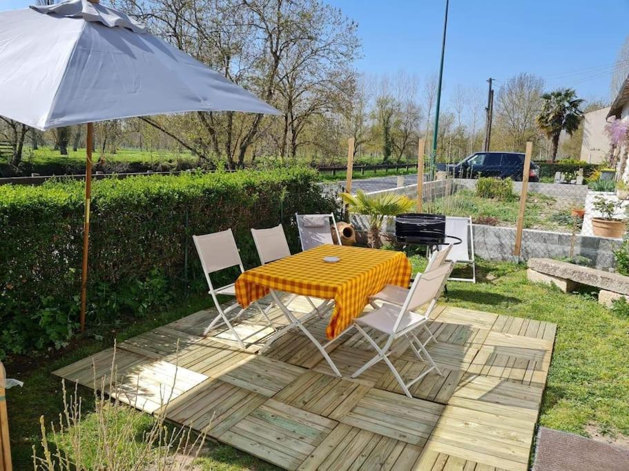 Le Logis Du Heron Кулон Екстер'єр фото
