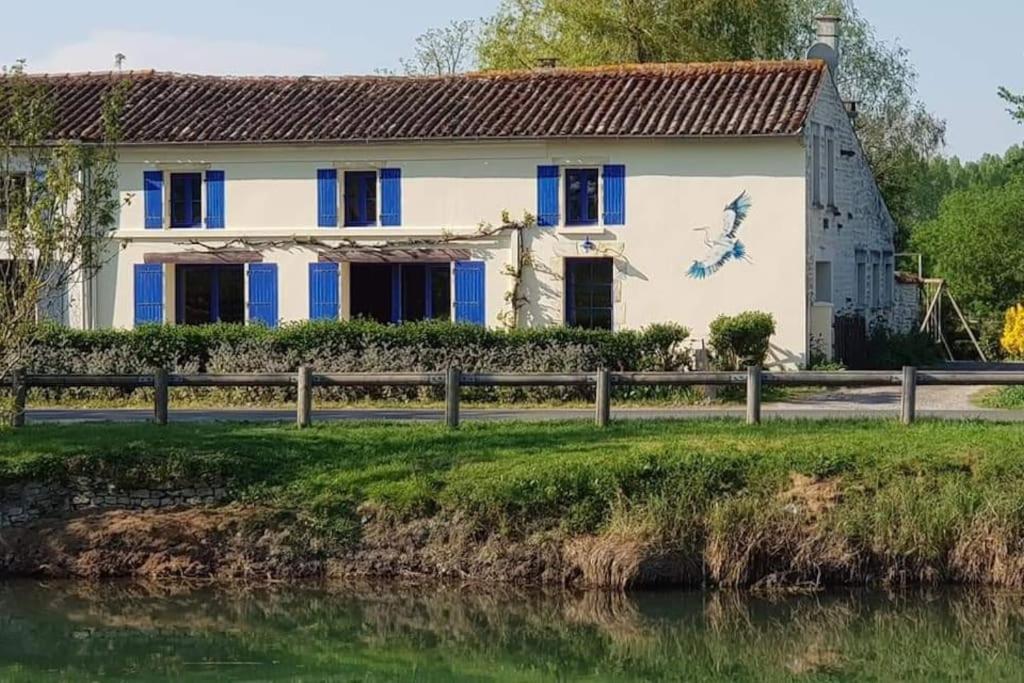 Le Logis Du Heron Кулон Екстер'єр фото